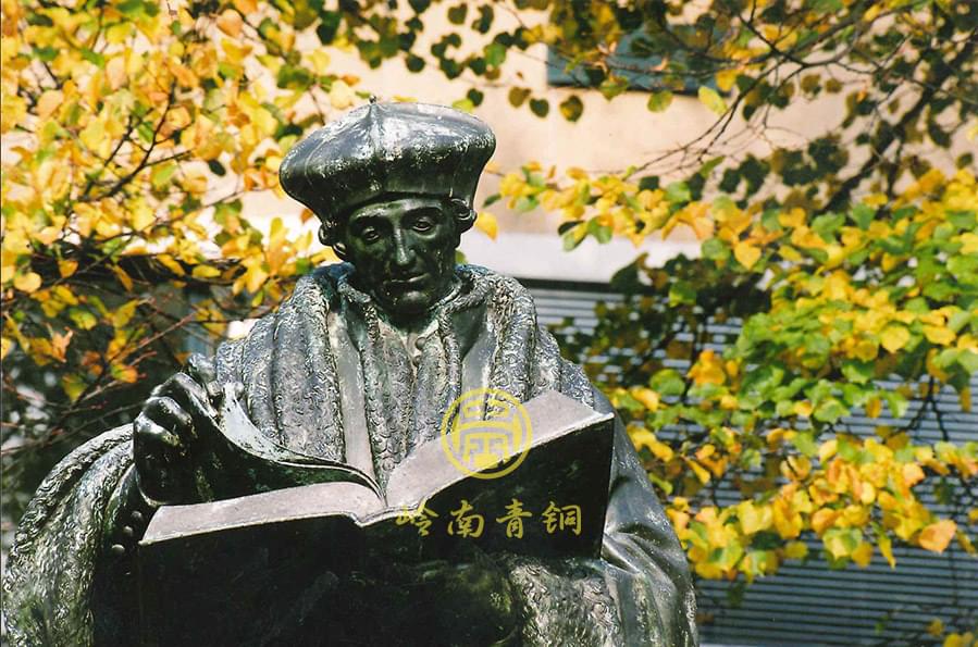 荷蘭鹿特丹伊拉斯姆斯大學(xué)人物雕塑工程 荷蘭鹿特丹伊拉斯姆斯大學(xué)人物雕塑工程
