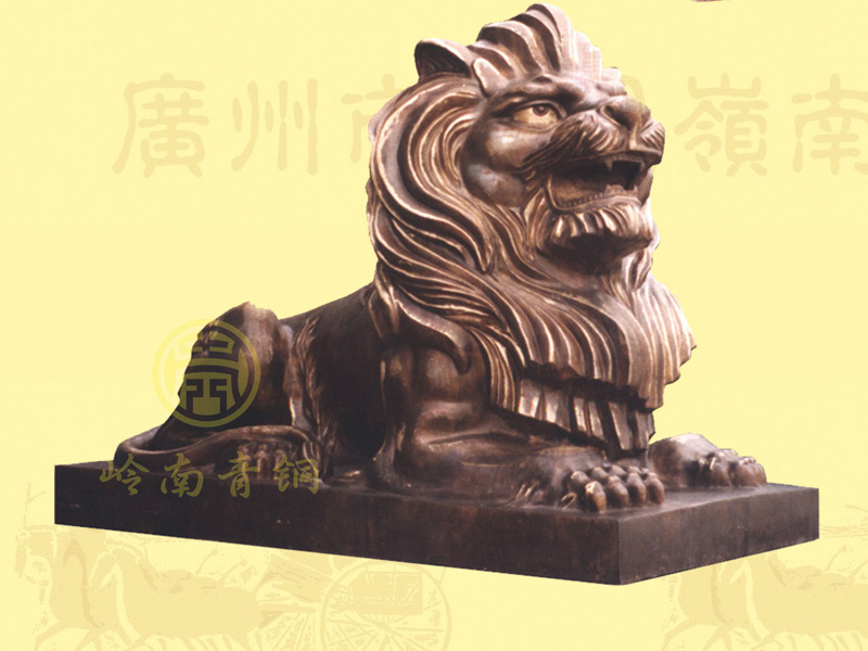 匯豐獅（4a號）長2.38米，寬1.08米，高1.68米